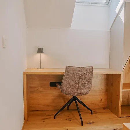 Cozy Corner * בובק